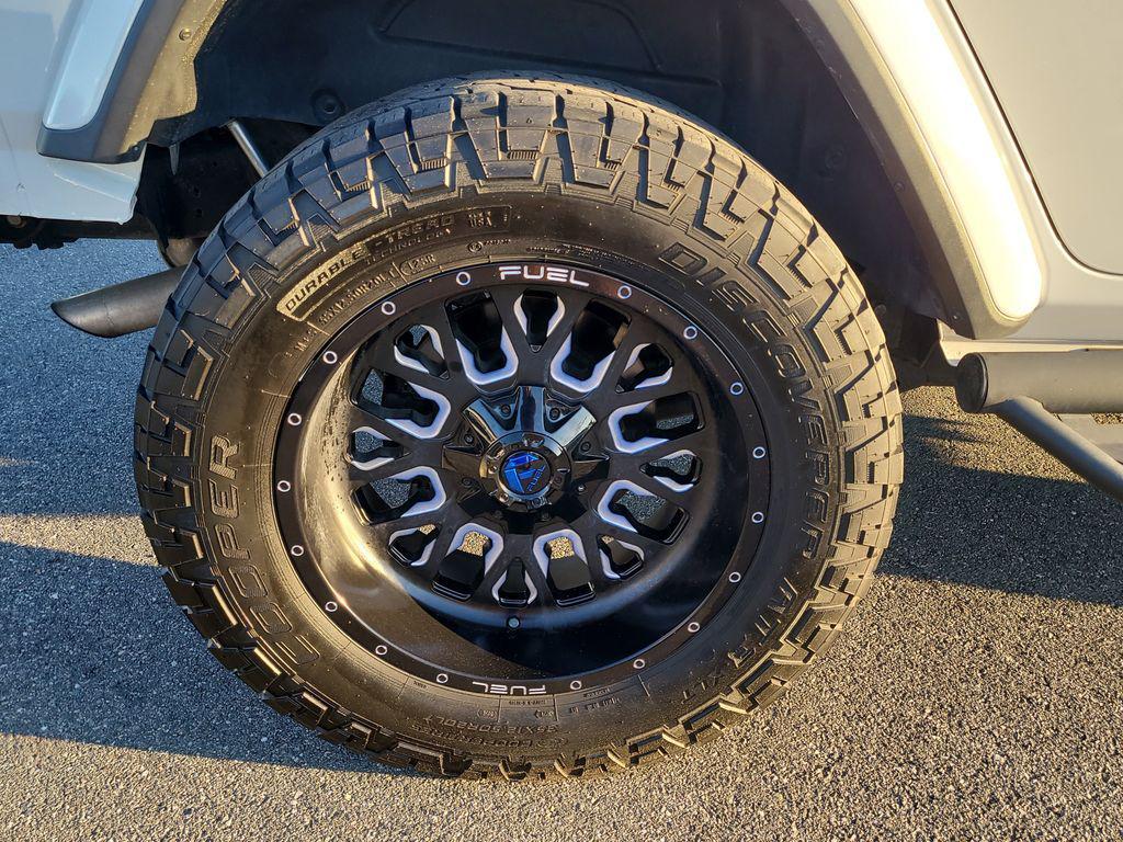 used 2018 Jeep Wrangler Unlimited car, priced at $18,565