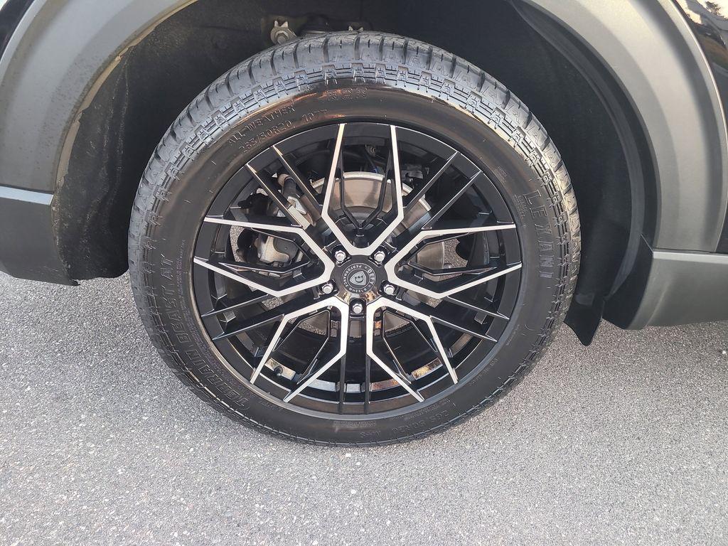 used 2021 Ford Explorer car, priced at $22,136