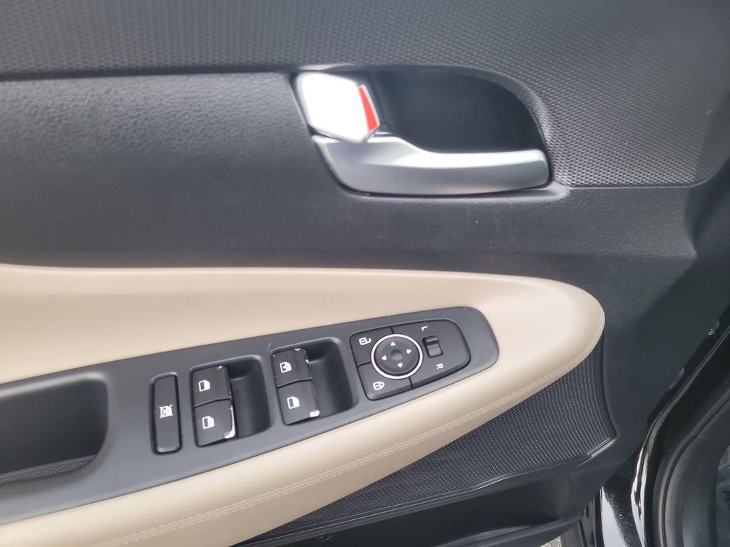 used 2020 Hyundai Santa Fe car, priced at $17,561