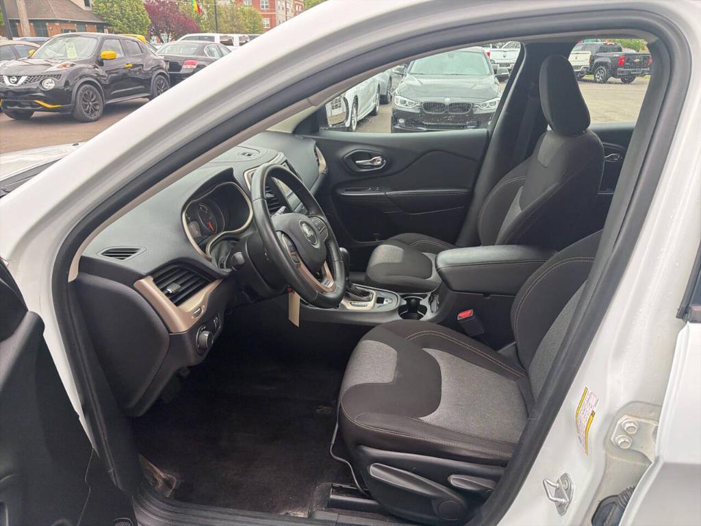 used 2017 Jeep Cherokee car, priced at $12,995