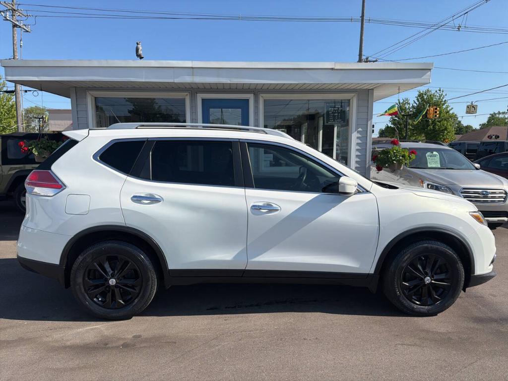 used 2014 Nissan Rogue car, priced at $10,995