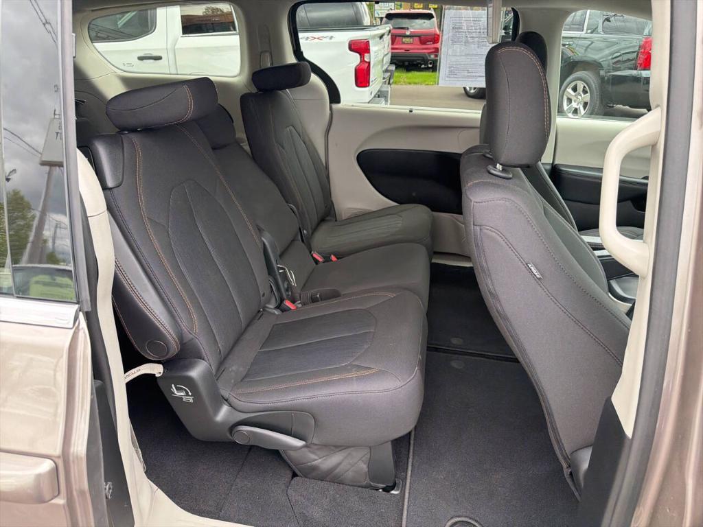 used 2018 Chrysler Pacifica car, priced at $19,995