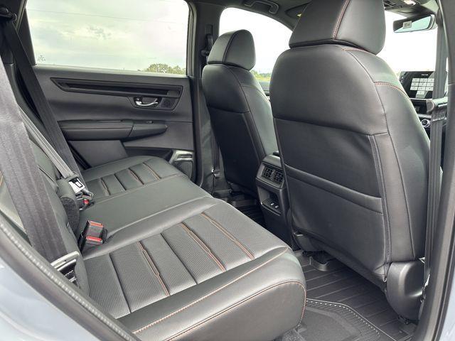 new 2026 Honda CR-V Hybrid car, priced at $40,315