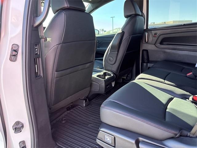 new 2026 Honda Odyssey car, priced at $46,210