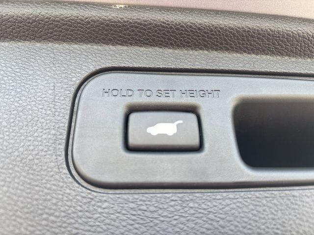 used 2024 Honda Odyssey car, priced at $34,423