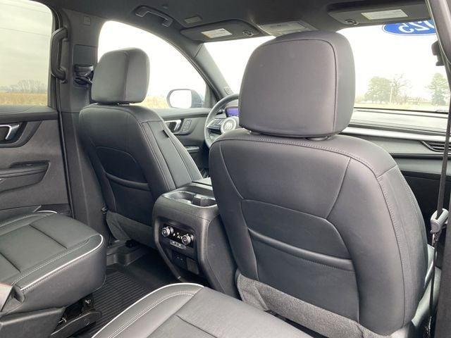 used 2025 Buick Enclave car, priced at $35,499