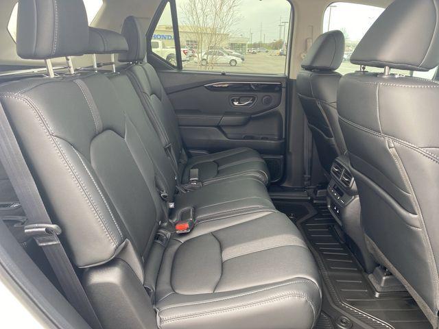 new 2026 Honda Pilot car, priced at $47,995