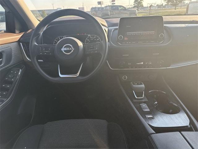 2023 Gun Metallic Nissan Rogue