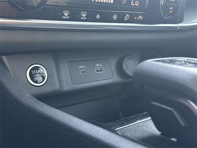 2023 Gun Metallic Nissan Rogue
