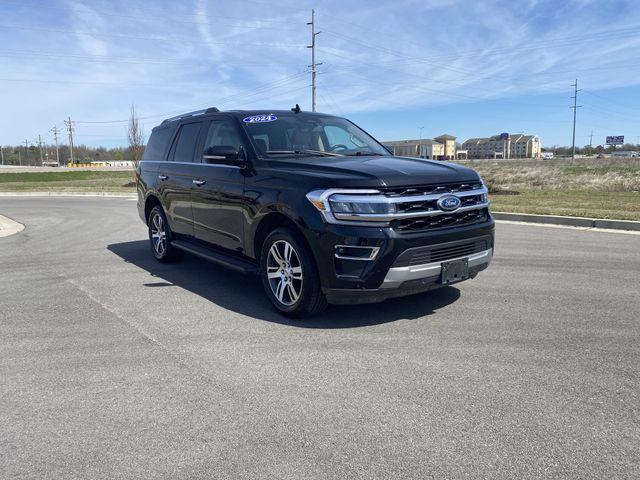 used 2024 Ford Expedition car, priced at $38,859