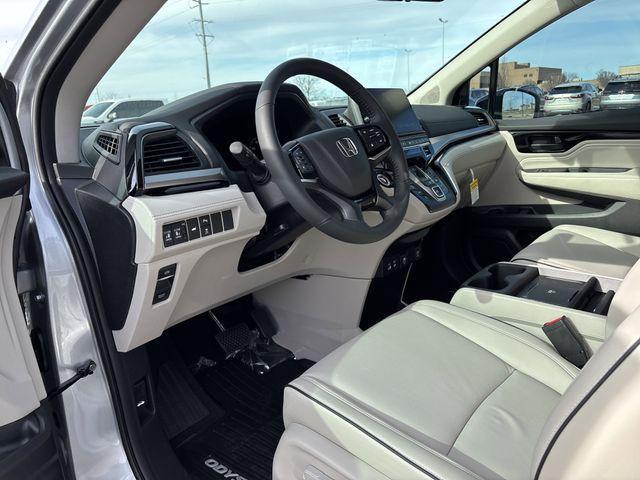 new 2026 Honda Odyssey car, priced at $48,990