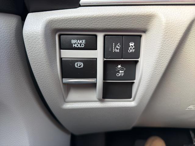 used 2018 Acura MDX car, priced at $19,696