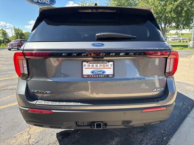 new 2025 Ford Explorer car, priced at $42,202