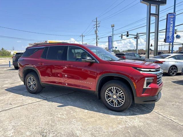 used 2024 Chevrolet Traverse car, priced at $34,986