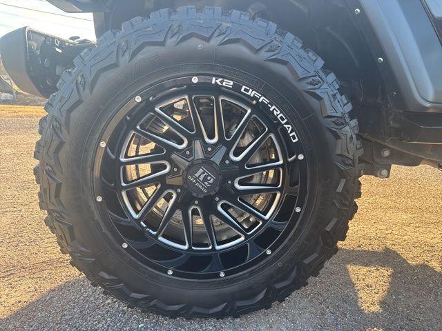 used 2021 Jeep Wrangler Unlimited car, priced at $23,997