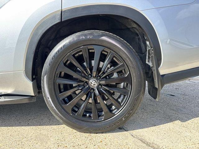 used 2023 Toyota Highlander car, priced at $38,496