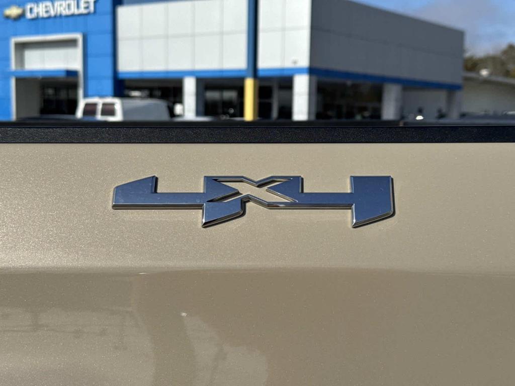 used 2022 GMC Sierra 1500 car, priced at $36,341