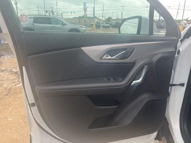 used 2025 Chevrolet Blazer car, priced at $26,240