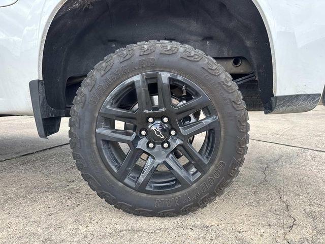 used 2024 Chevrolet Silverado 1500 car, priced at $41,290
