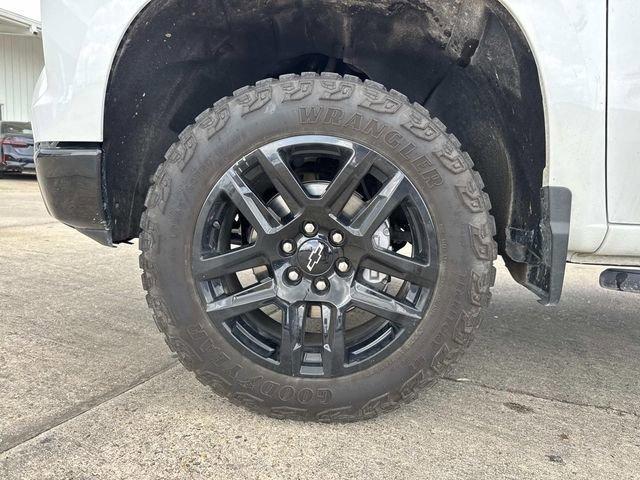 used 2024 Chevrolet Silverado 1500 car, priced at $41,290