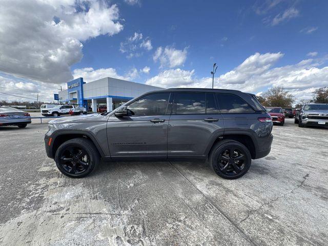 used 2023 Jeep Grand Cherokee car, priced at $27,875