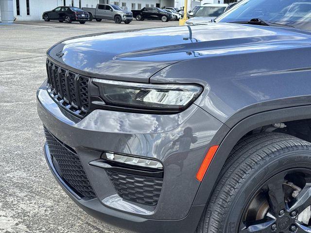 used 2023 Jeep Grand Cherokee car, priced at $27,875