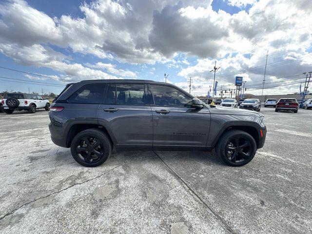 used 2023 Jeep Grand Cherokee car, priced at $27,875