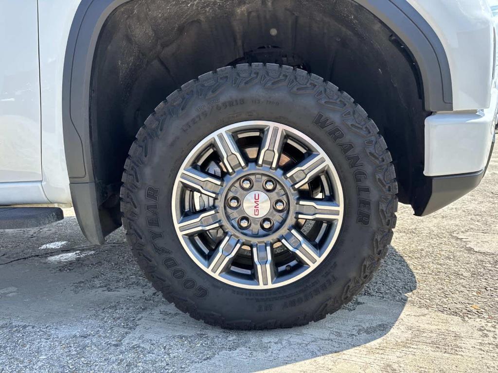 used 2024 GMC Sierra 1500 car, priced at $56,419