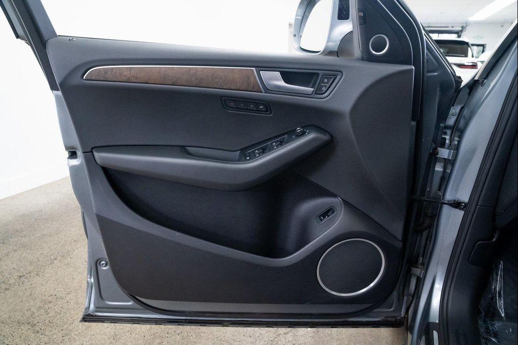 used 2011 Audi Q5 car, priced at $8,990