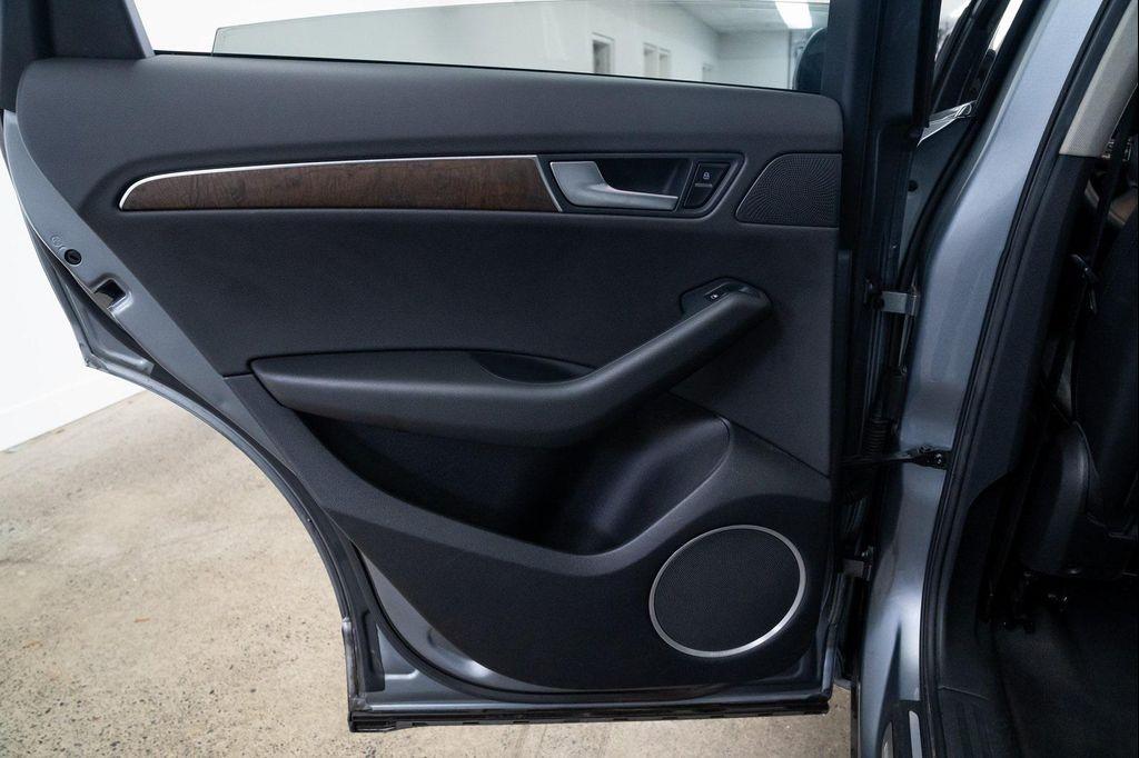 used 2011 Audi Q5 car, priced at $8,990