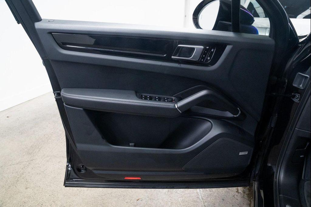 used 2019 Porsche Cayenne car, priced at $37,790