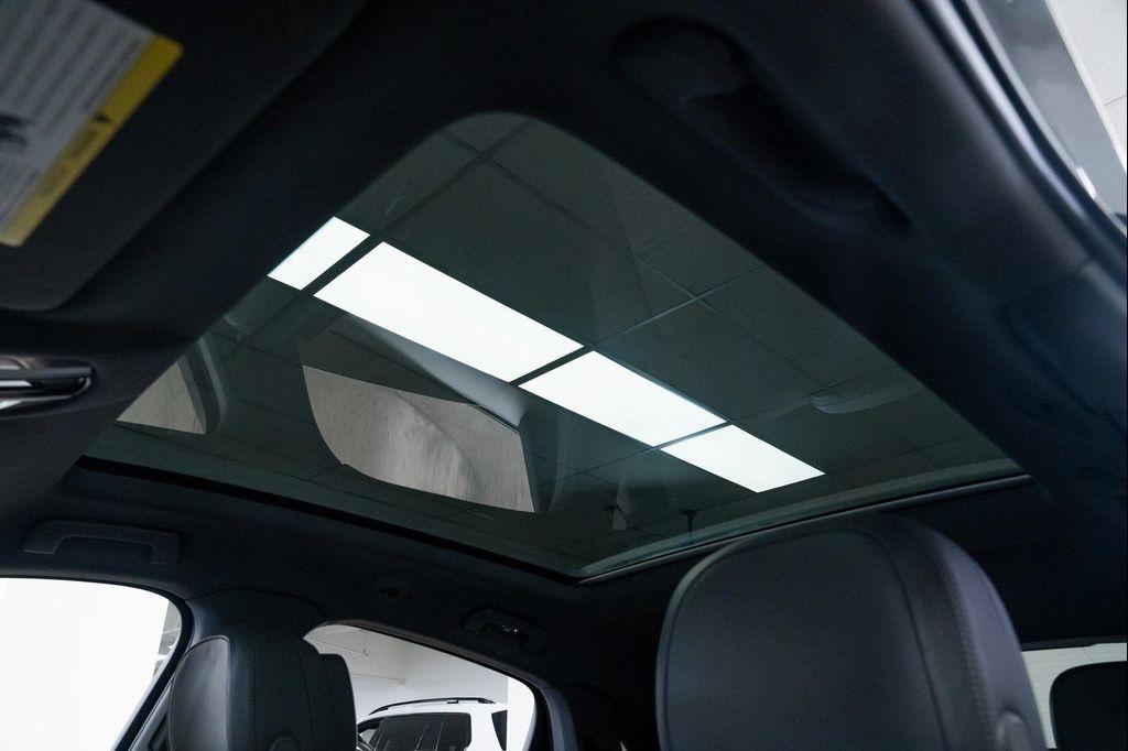 used 2022 Porsche Cayenne car, priced at $61,990