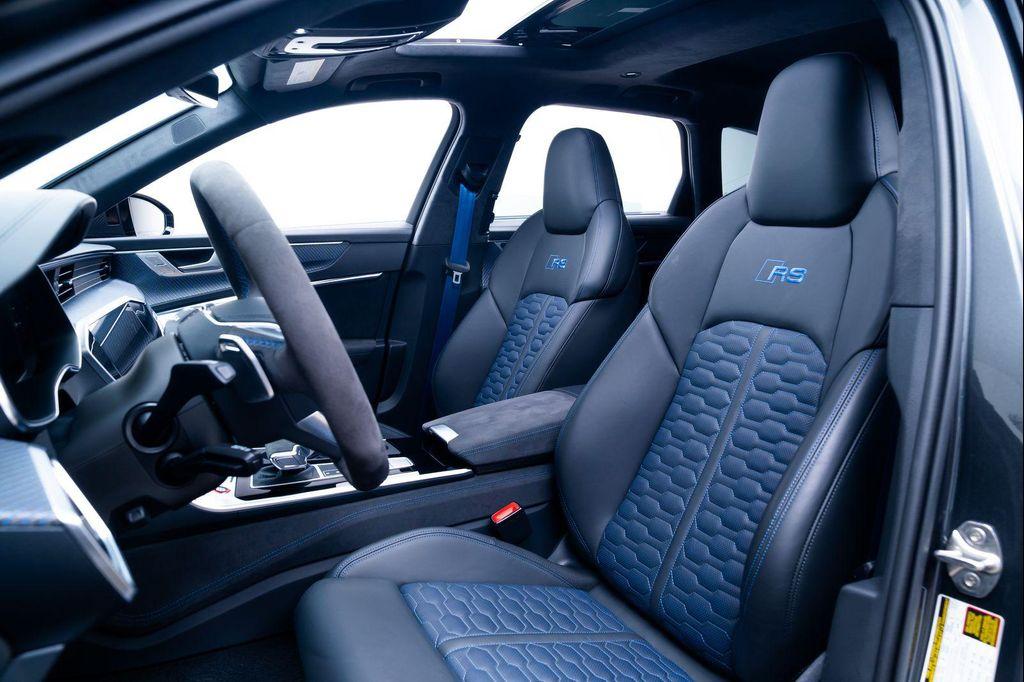 used 2025 Audi RS 6 Avant car, priced at $136,990