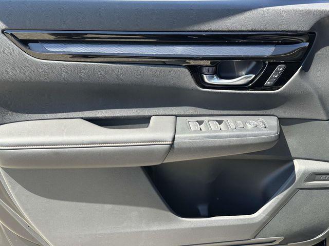 new 2026 Honda CR-V Hybrid car, priced at $44,000