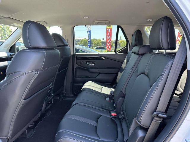 new 2026 Honda Pilot car, priced at $50,190