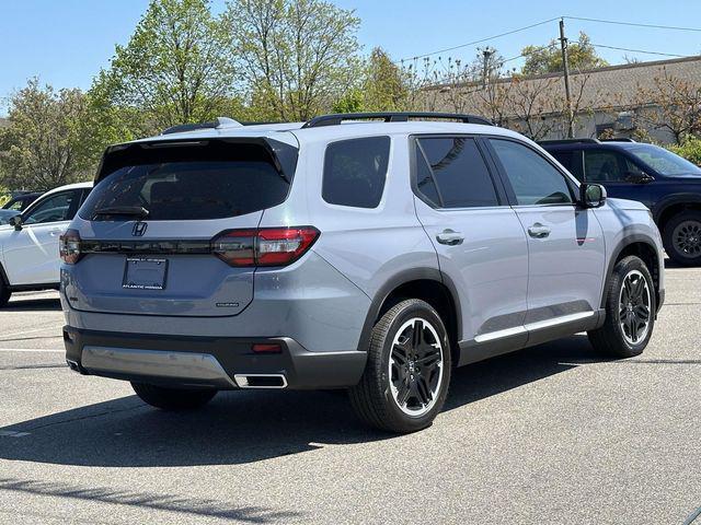 new 2026 Honda Pilot car, priced at $54,245