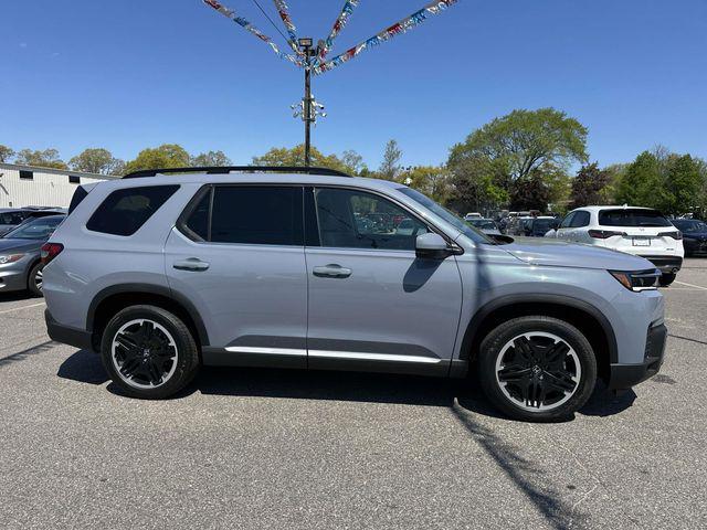 new 2026 Honda Pilot car, priced at $54,245