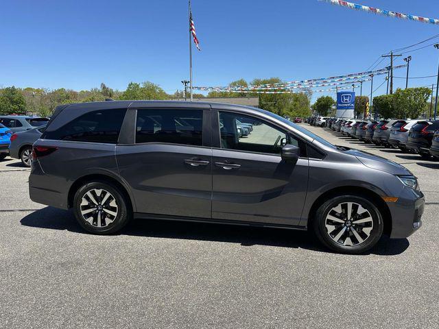 new 2026 Honda Odyssey car, priced at $44,290