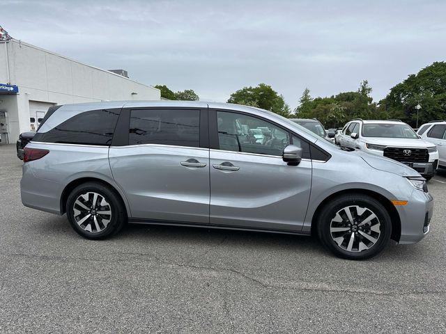 new 2026 Honda Odyssey car, priced at $44,290