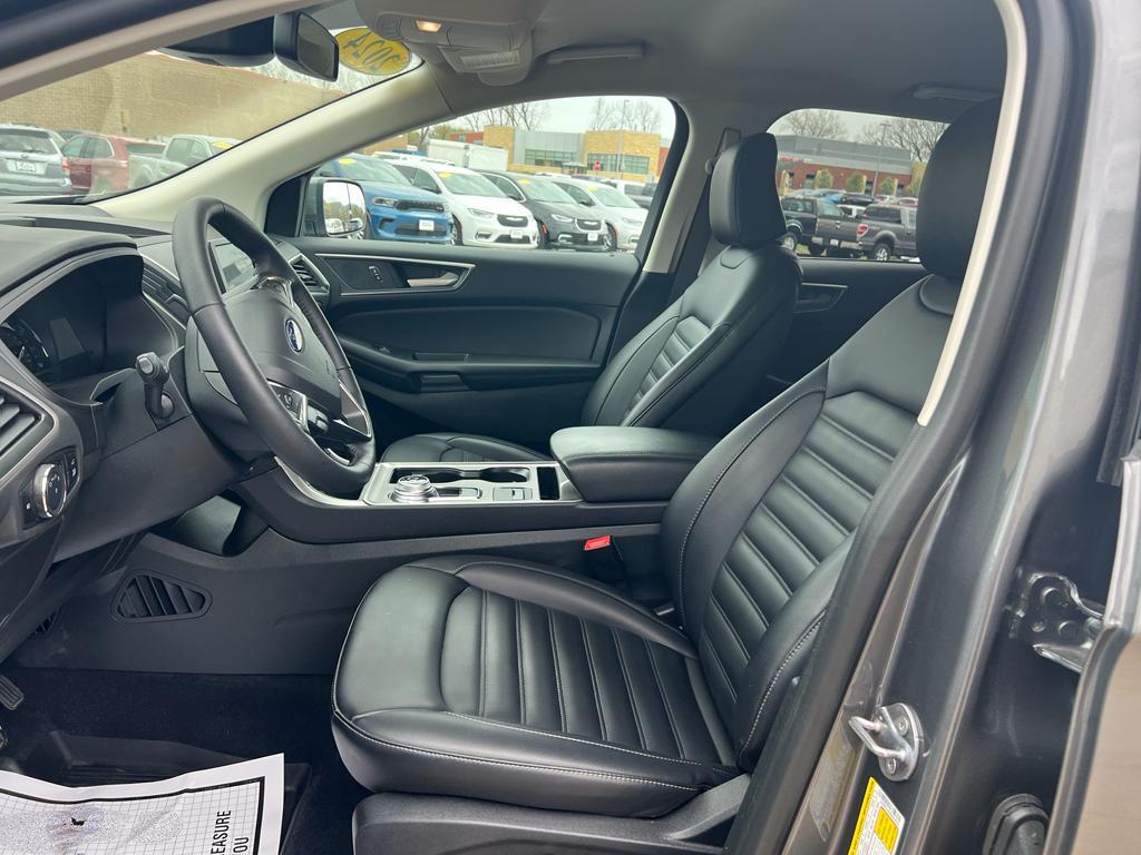 used 2024 Ford Edge car, priced at $29,995