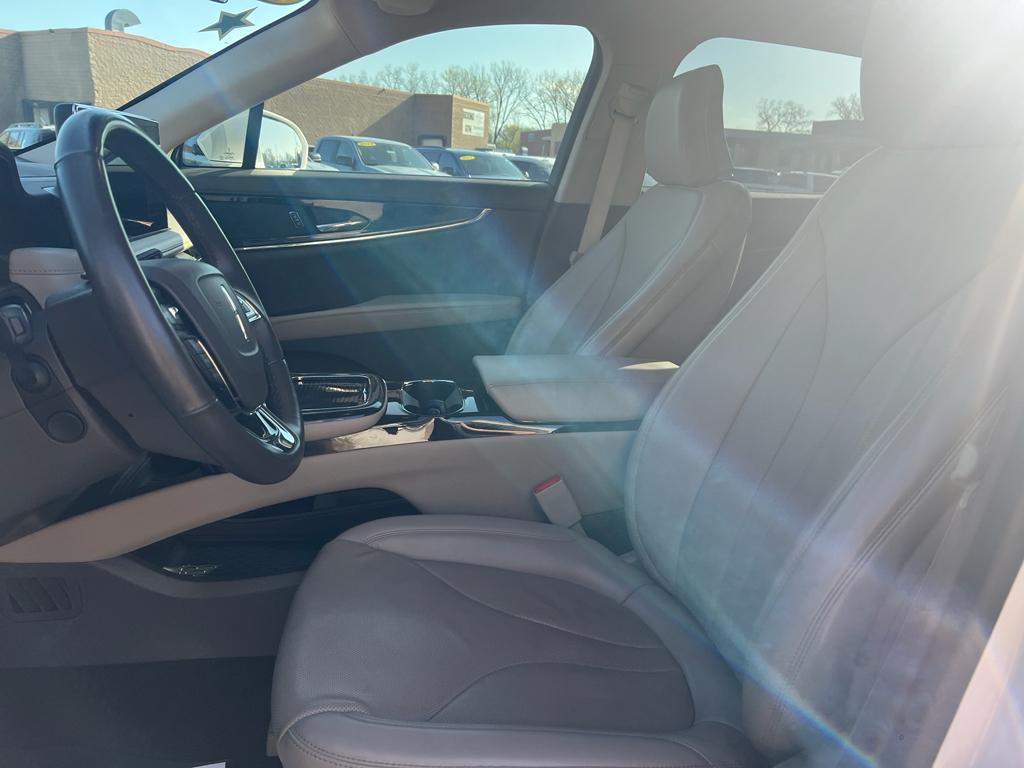 used 2023 Lincoln Nautilus car, priced at $37,495