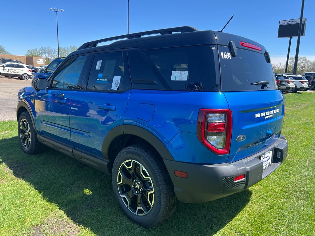 new 2025 Ford Bronco Sport car, priced at $39,595
