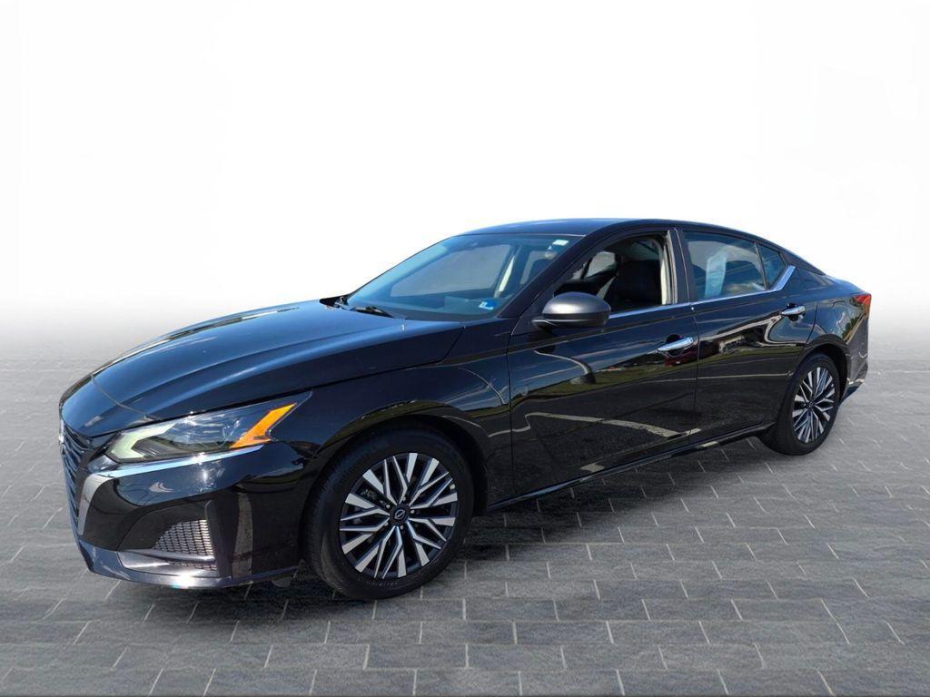 used 2025 Nissan Altima car, priced at $22,424