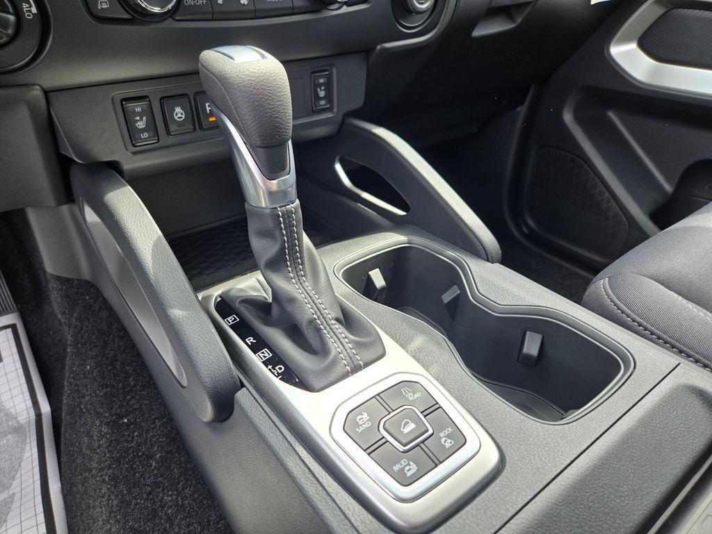 new 2026 Nissan Frontier car, priced at $40,385
