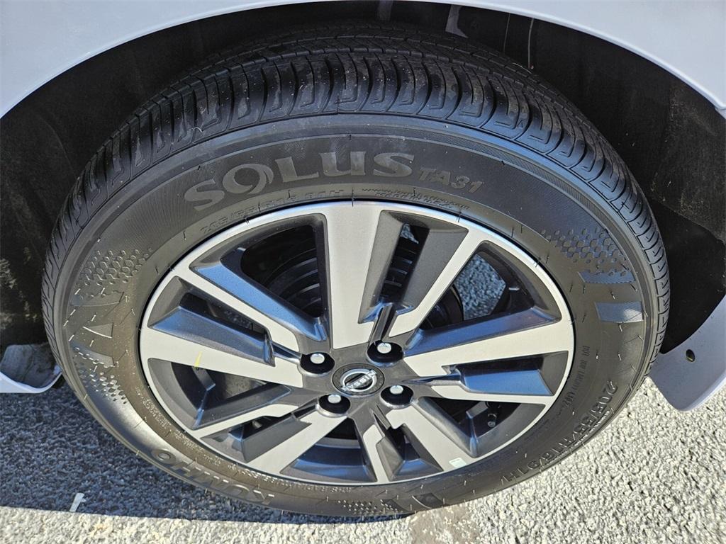 new 2025 Nissan Versa car, priced at $18,999