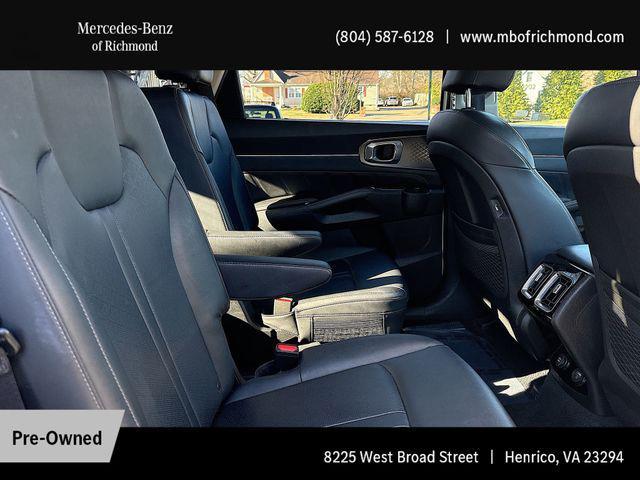 used 2023 Kia Sorento car, priced at $26,998