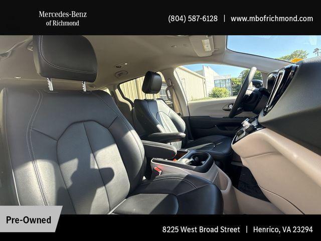 used 2024 Chrysler Pacifica car, priced at $23,994