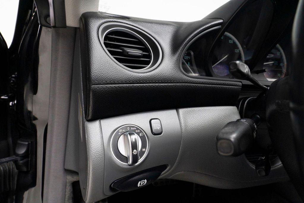 used 2005 Mercedes-Benz SL-Class car