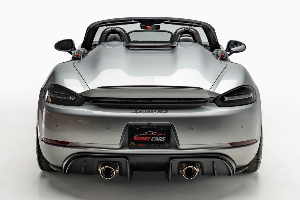 used 2025 Porsche 718 Spyder car