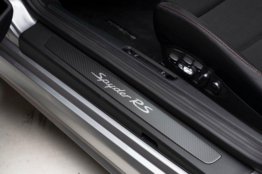 used 2025 Porsche 718 Spyder car